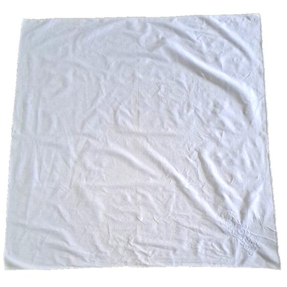 Vintage Square Tea Tablecloth White Embroidered Corner Cottage Country 39" - Picture 1 of 4